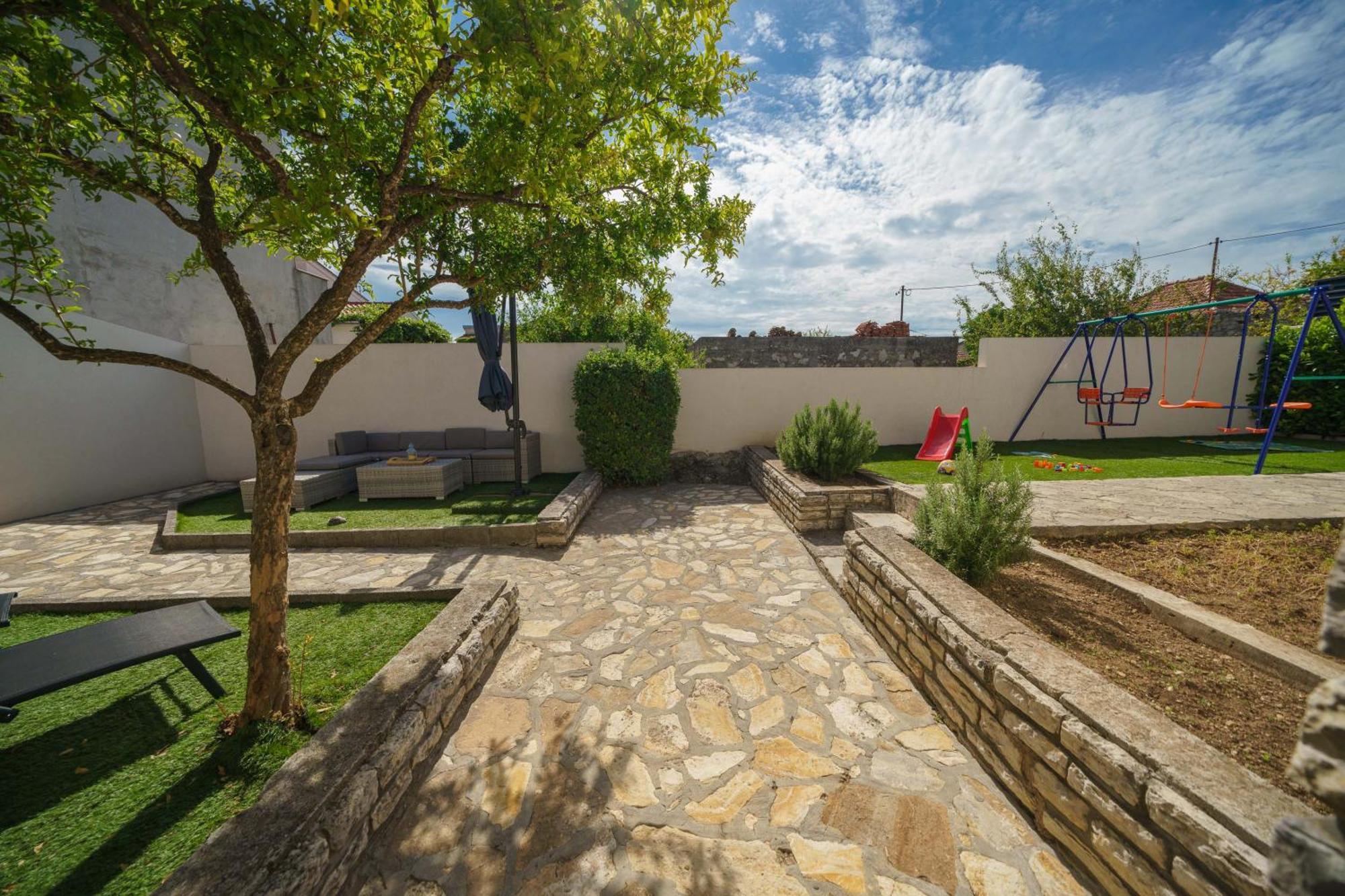 Holiday Home Oliva Vodice Exterior foto